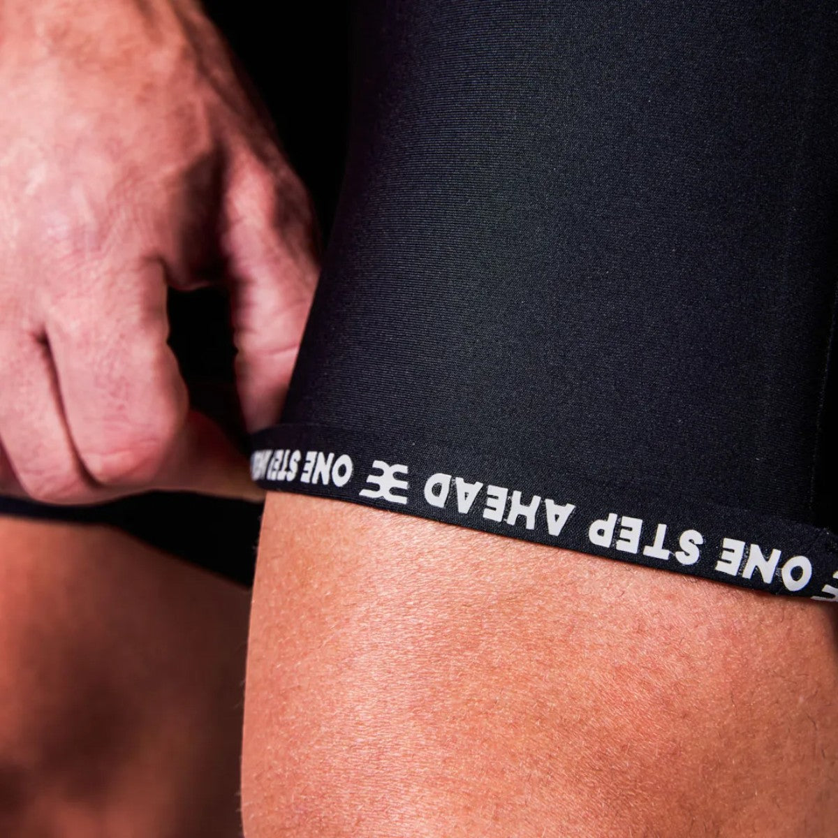 Bermuda Running Woom Carbon Phantom Black Masculino II