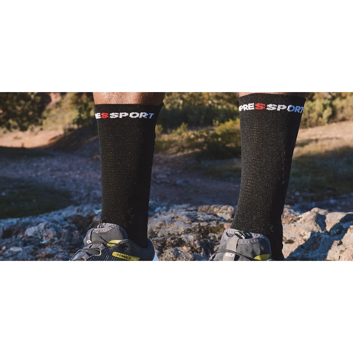 Meia de Compressão Compressport para Trilha V4 (cano medio)