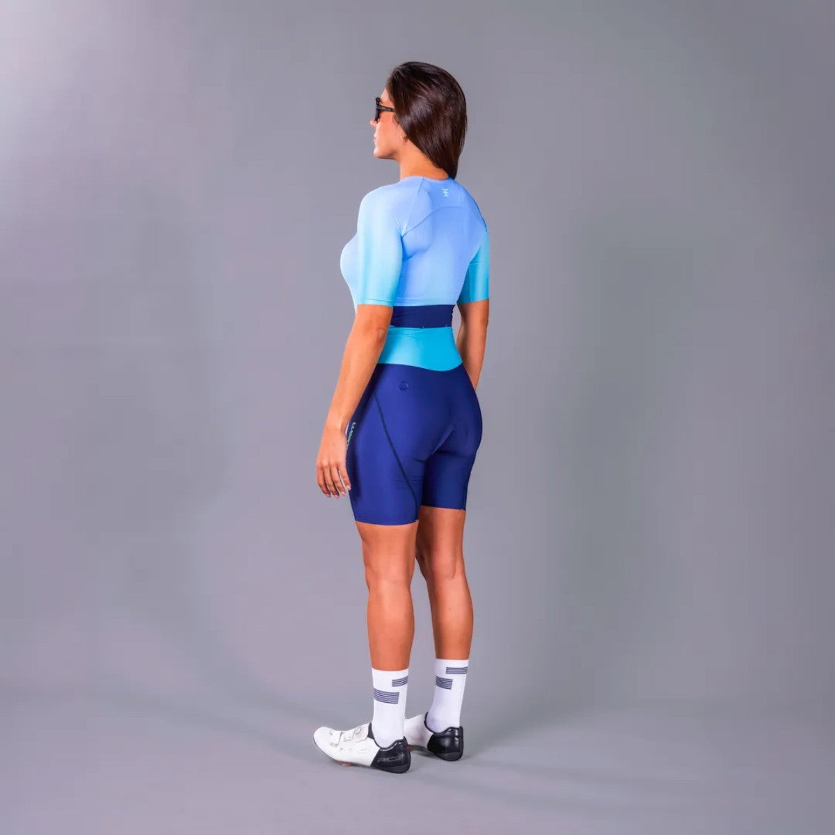 Macaquinho Triathlon com manga  Woom 140 Feminino II