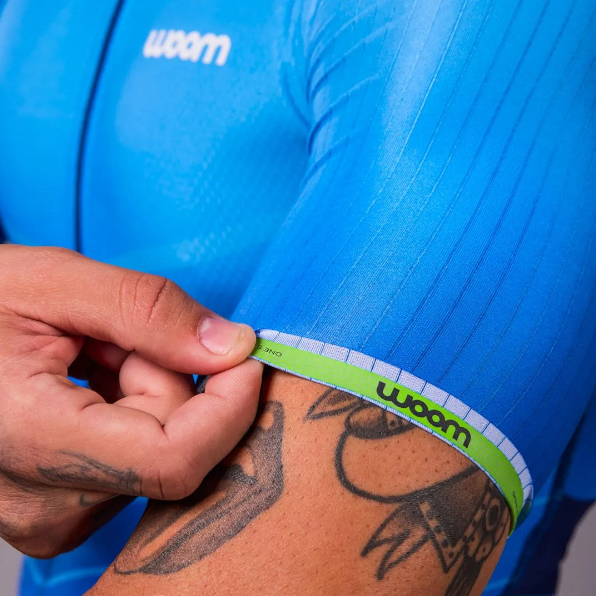 Macaquinho Triathlon com manga  Woom 140 Masculino II