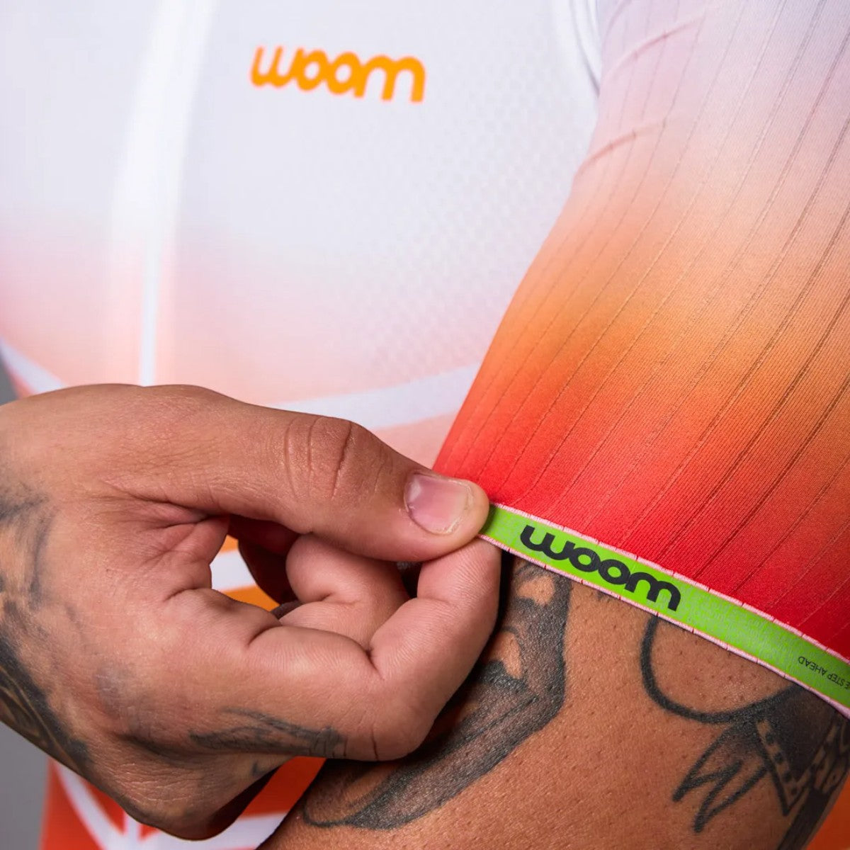 Macaquinho Triathlon com manga  Woom 140 Masculino II