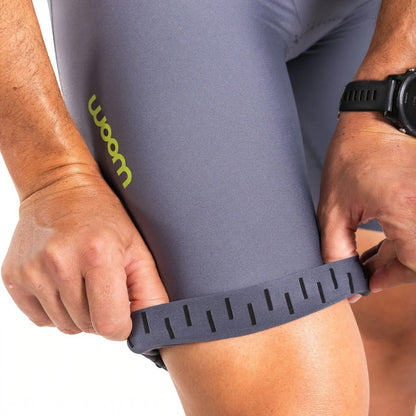 Macaquinho Triathlon c/ manga Carbon Collab FILA Woom Masculino