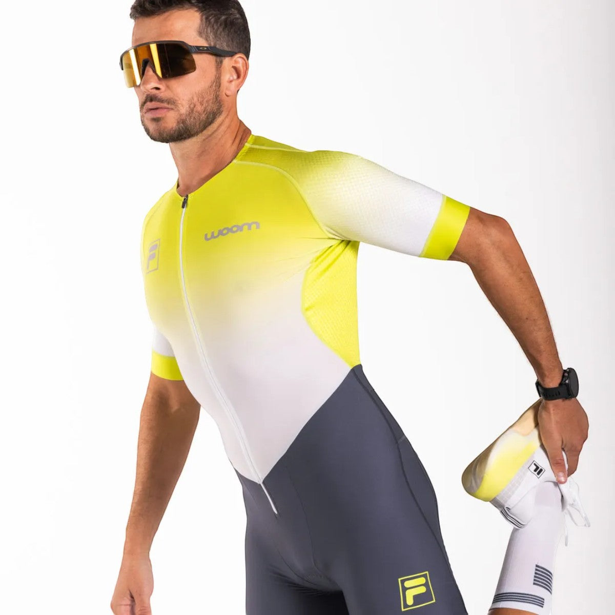 Macaquinho Triathlon c/ manga Carbon Collab FILA Woom Masculino