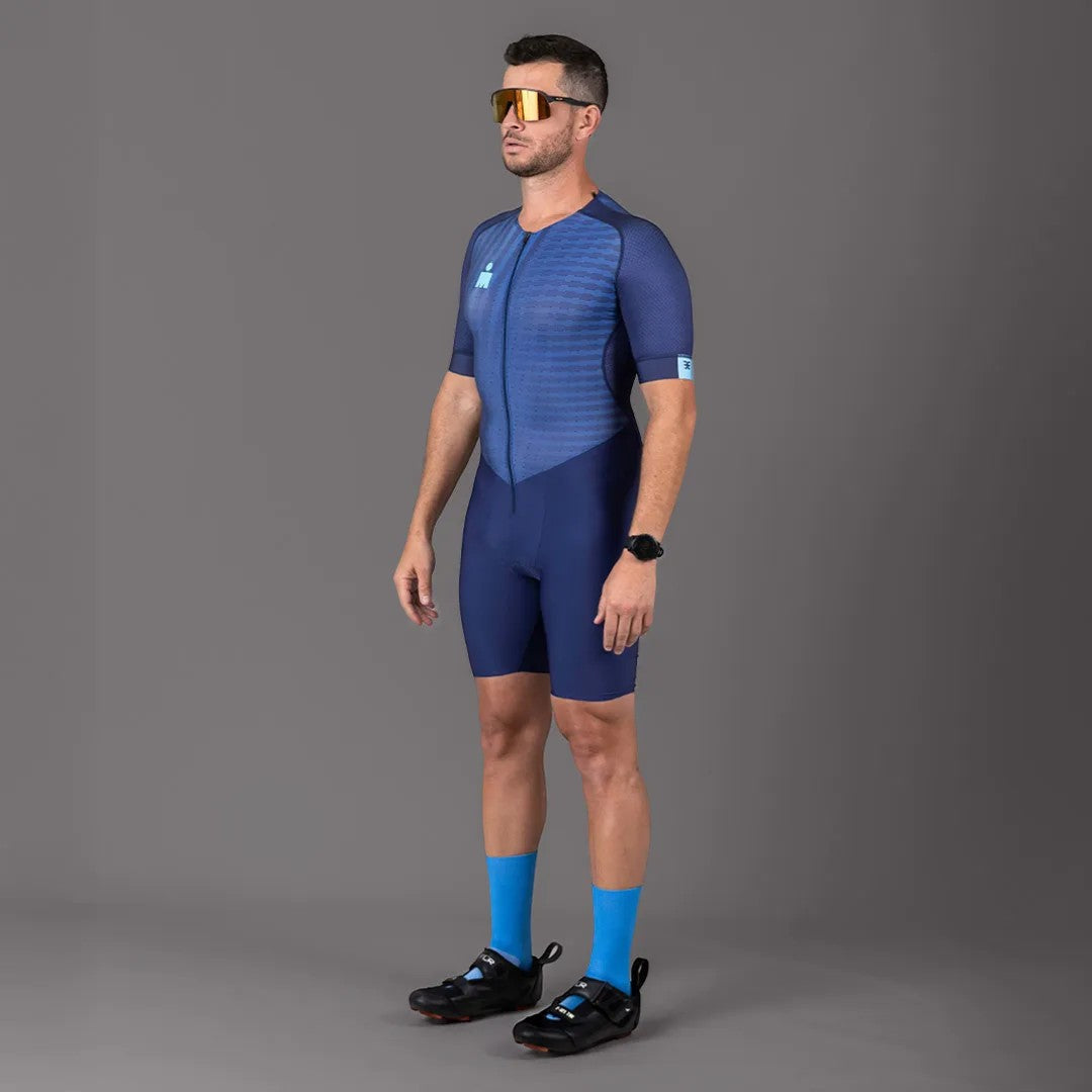 Macaquinho Triathlon c/ manga Carbon IRONMAN Woom Masculino III