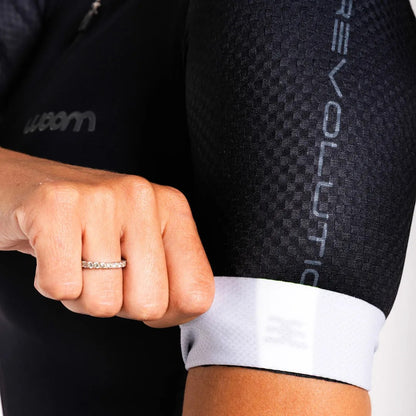 Macaquinho Triathlon c/ manga Carbon Revolution Woom Feminino II